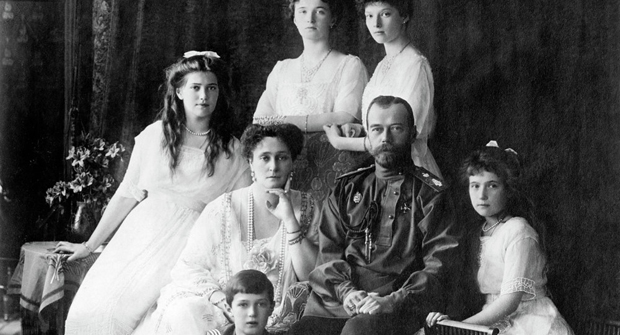 Цара Николаја издала домаћа елита: Бал који је срушио империју